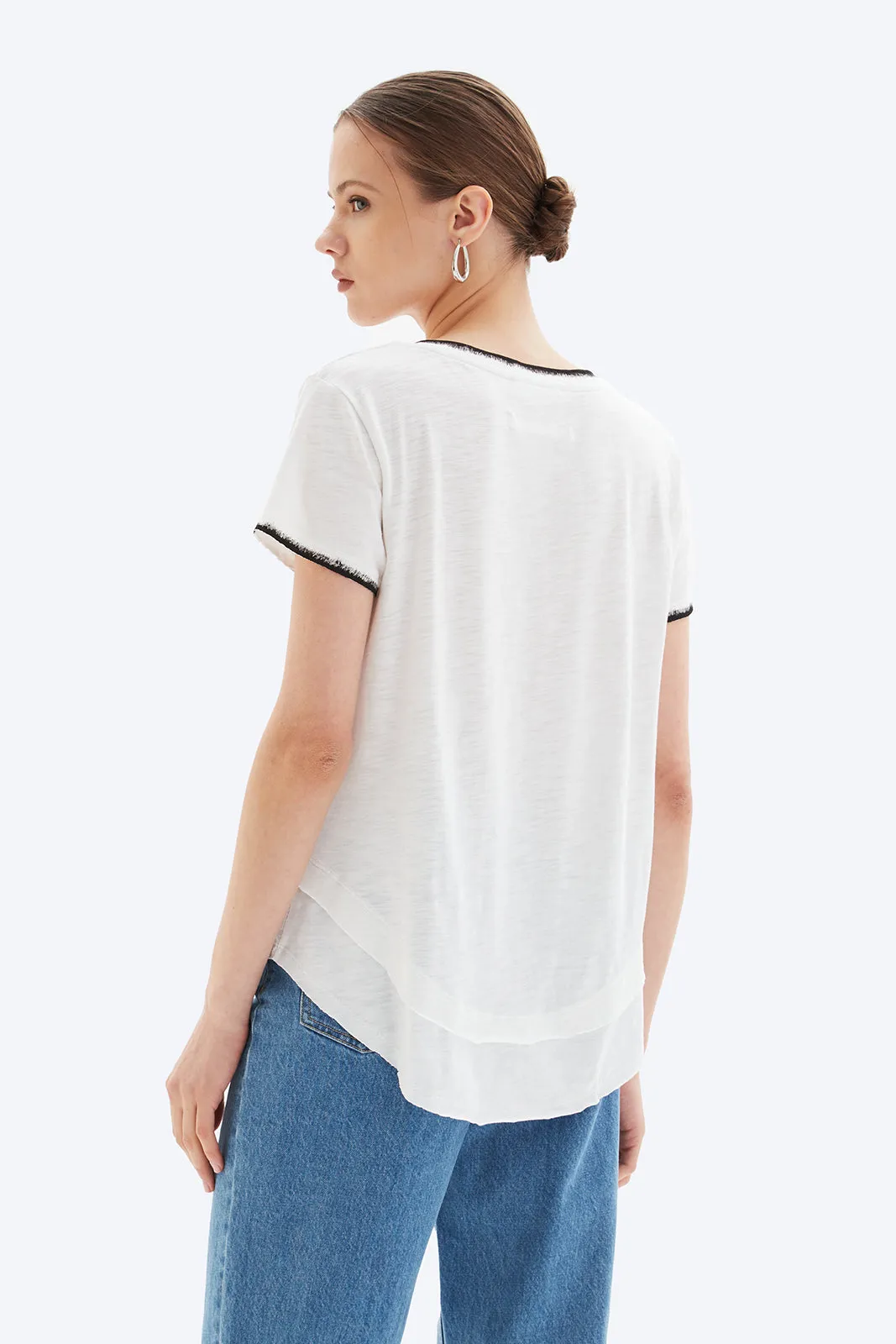 AVA TIPPED V-NECK MOCK LAYER TEE