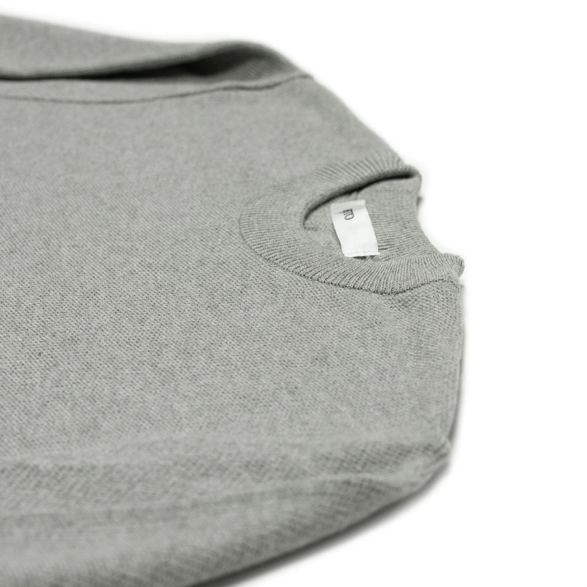 Long sleeve knit t-shirt in ash grey cotton